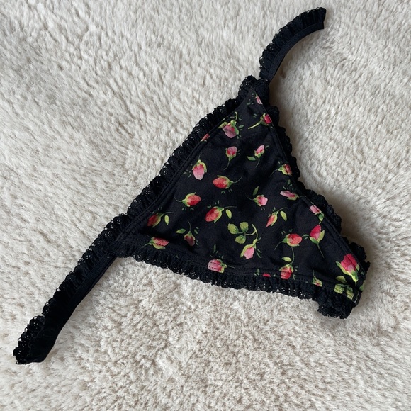 Victoria’s Secret | Y2K Black Rosebud Cotton Lingerie V-String | M - Picture 3 of 11